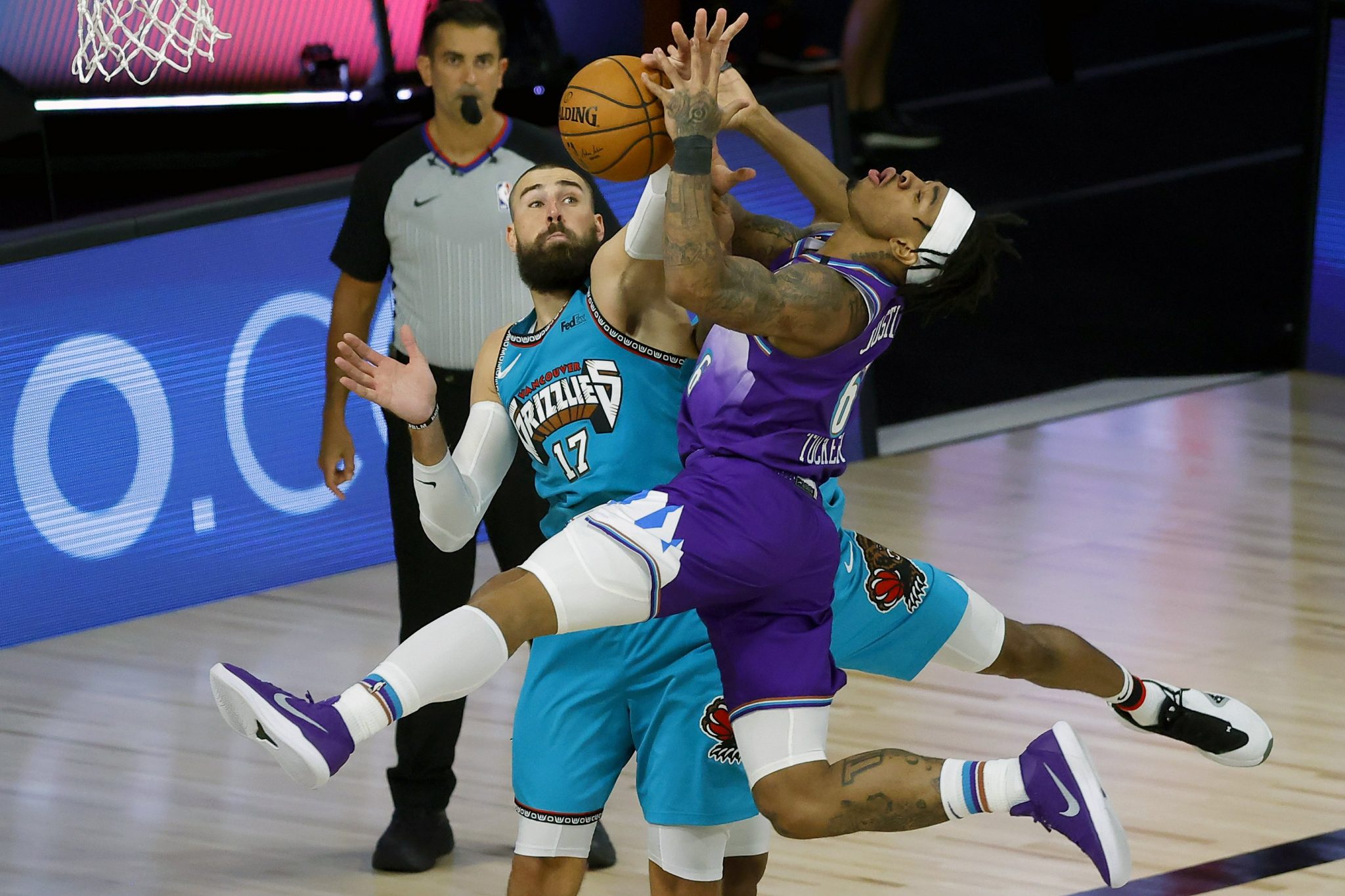 Five sport. Юта джаз - Мемфис Гриззлис. Мемфис Юта НБА. НБА Юта 2020. Юта джаз 98.